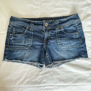 Low rise denim shorts